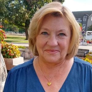 Meet your Posher, Joan